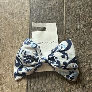 Janie and Jack Blue and White Hair Bow